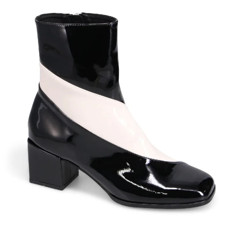women's ankle boots with block heelsWarik Heeled Boot