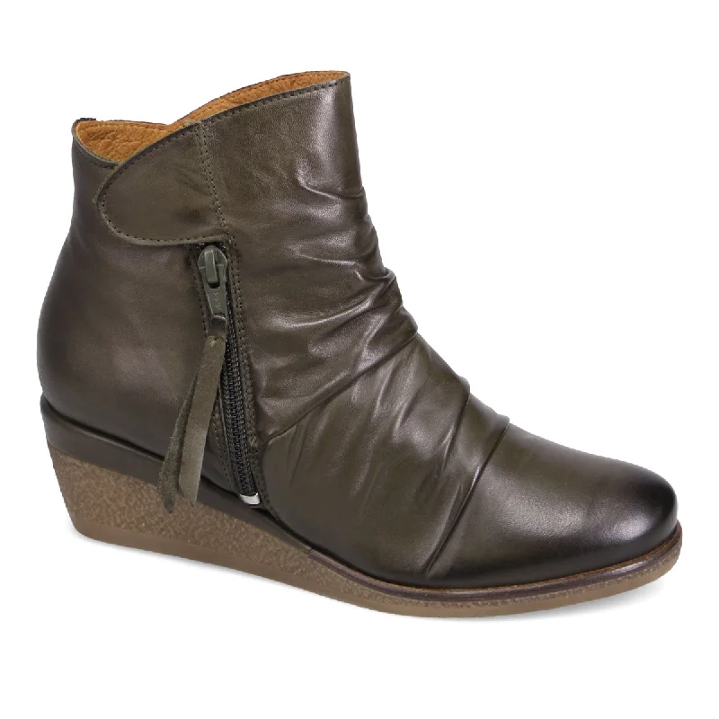 women's ankle boots with bucklesMayleen Wedge Boot