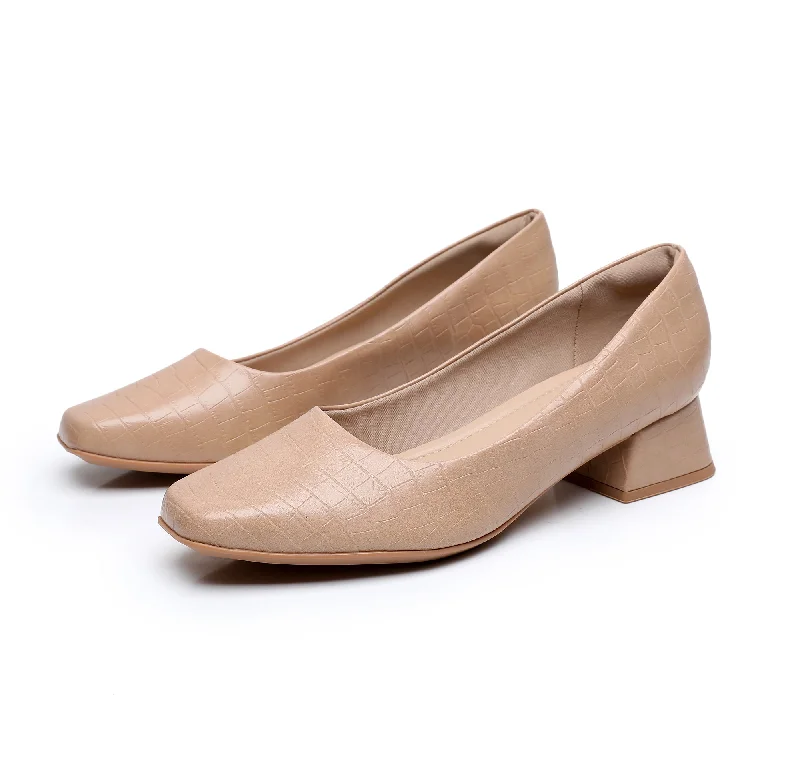 Women's peach stiletto heel pumps for a soft and feminine appealRefined Heel Beauty - Cream (160.055) Women's peach stiletto heel pumps for a soft and feminine appealRefined Heel Beauty - Cream (160.055)