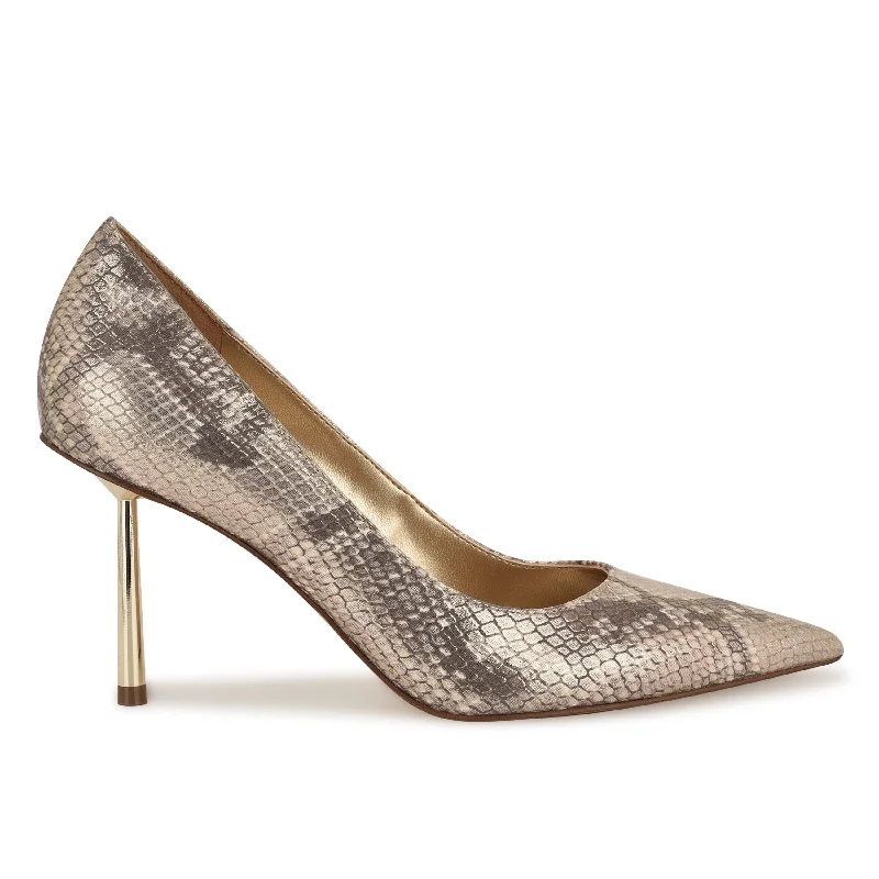 Women's lace - trimmed stiletto heel pumps with a scalloped edgeDeonne Dress Pumps