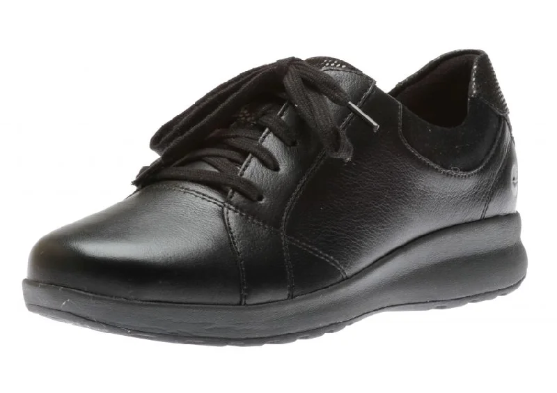Women's casual shoes for a weekend getaway Clarks Un Adorn Lace 4 colours