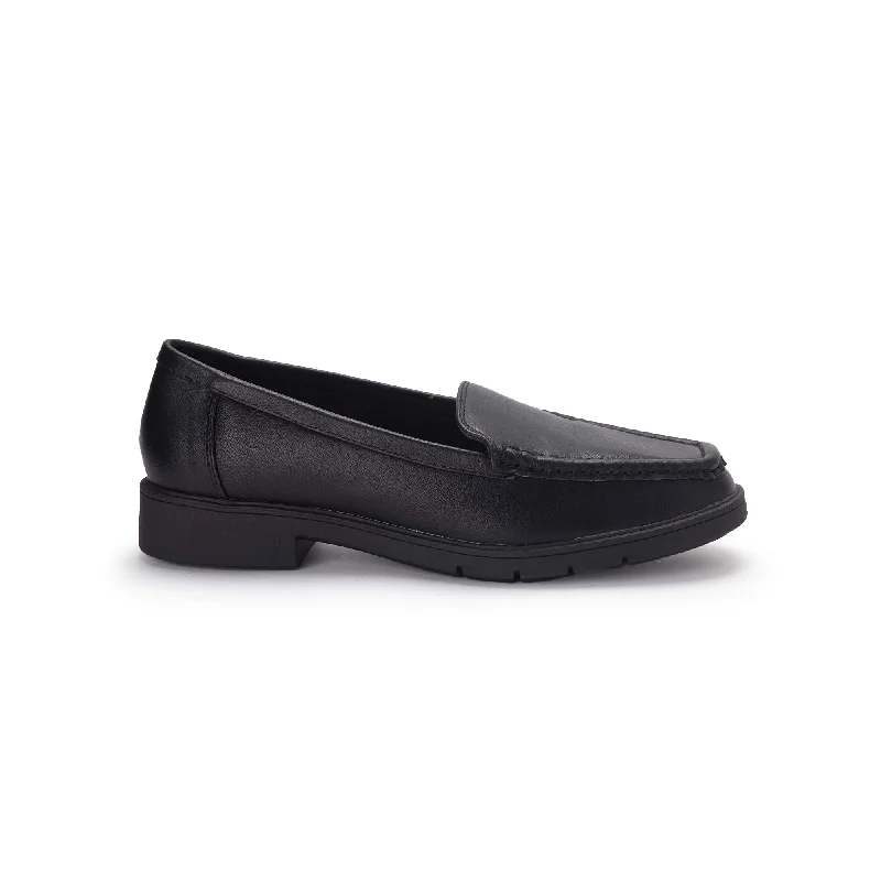 Women's Tassel - Trimmed Loafers with a Low Heel in Olive Green for a Trendy Twist BATA Comfit Women Moccasins G-Fausta 601X081 Women's Tassel - Trimmed Loafers with a Low Heel in Olive Green for a Trendy Twist BATA Comfit Women Moccasins G-Fausta 601X081
