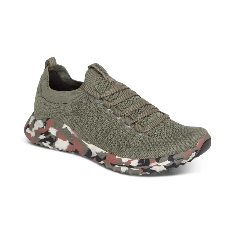 Women's casual shoes for a weekend getaway Aetrex Carly Lace/Slip on Olive Camo AS204 Women's casual shoes for a weekend getaway Aetrex Carly Lace/Slip on Olive Camo AS204