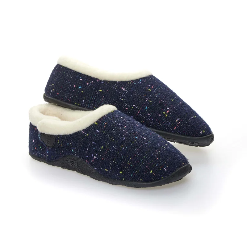 Women's Faux Fur Lined Slippers with Memory Foam Insoles in Pink for Cozy Nights Luna - Navy Flecked Women's Slippers Women's Faux Fur Lined Slippers with Memory Foam Insoles in Pink for Cozy Nights Luna - Navy Flecked Women's Slippers