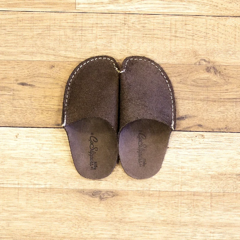 Women's Leather Slippers with a Hand - Stitched Design in Burgundy for Durability Brown CP Slippers Kids Minimalist Women's Leather Slippers with a Hand - Stitched Design in Burgundy for Durability Brown CP Slippers Kids Minimalist
