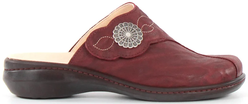 Women's casual slip - on shoes for easy wear Think! Camilla Clog 85431 Red
