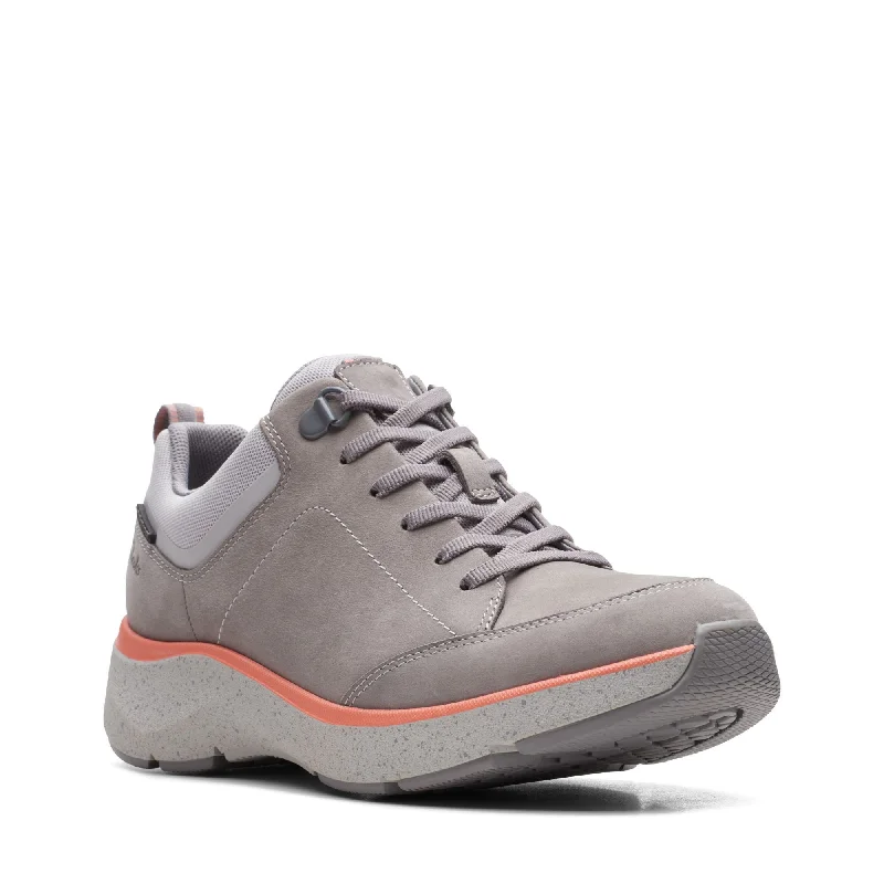 Women's casual shoes for a coffee date Clarks Wave 2.0 Lace Grey 65792 Wos Waterproof Women's casual shoes for a coffee date Clarks Wave 2.0 Lace Grey 65792 Wos Waterproof