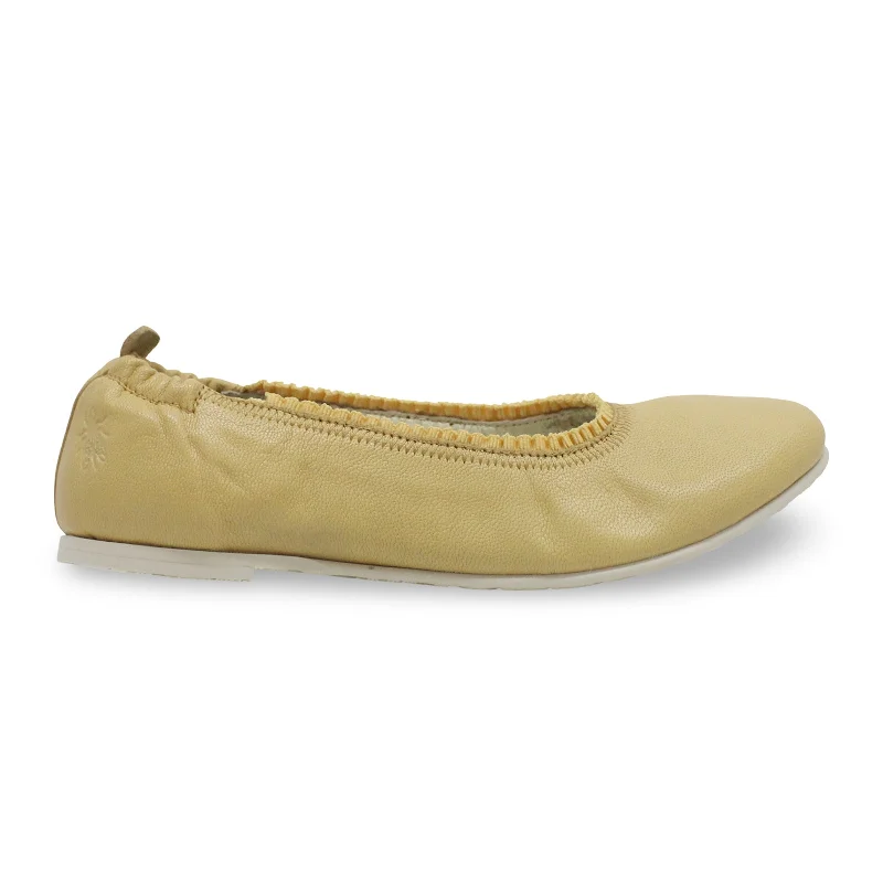 Women's casual shoes with leopard prints for a trendy style Fly London GOIL222FLY Mousse Leather Women's Slip On Shoes Women's casual shoes with leopard prints for a trendy style Fly London GOIL222FLY Mousse Leather Women's Slip On Shoes