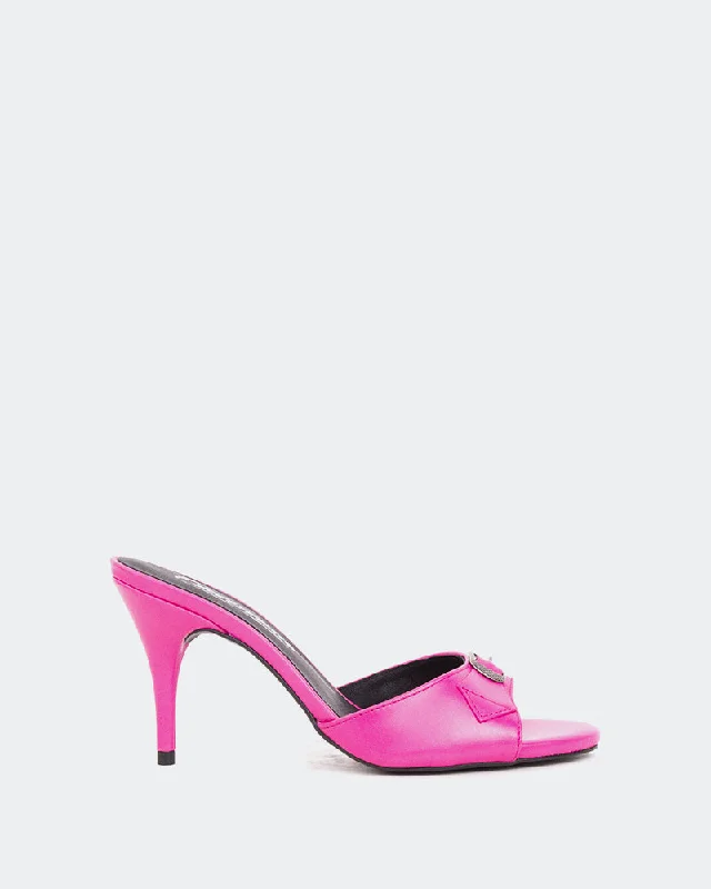 Adjustable Strap Women's Sandals with a Padded Heel in Pink for a Custom FitAbsolute Pink Leather Adjustable Strap Women's Sandals with a Padded Heel in Pink for a Custom FitAbsolute Pink Leather