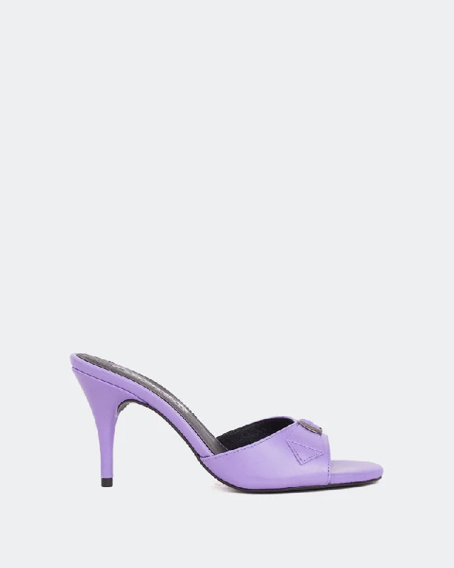 Sustainable Women's Recycled Material Sandals in Beige for Eco - Conscious ShoppersAbsolute Purple Leather