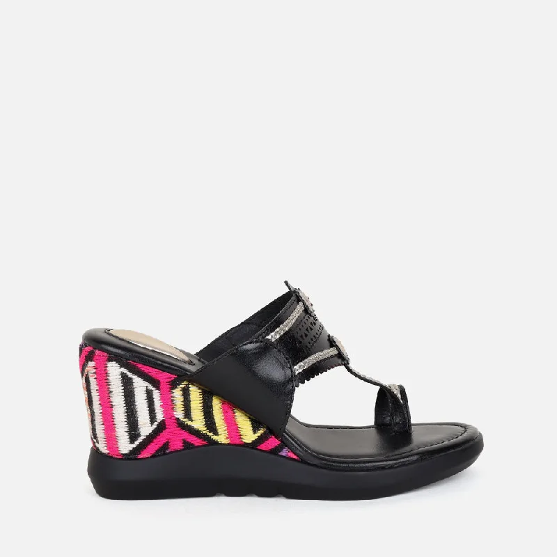 Women's Ankle - Strap Sandals with a Block Heel in Red for a Sophisticated StyleAashi Women's Ankle - Strap Sandals with a Block Heel in Red for a Sophisticated StyleAashi