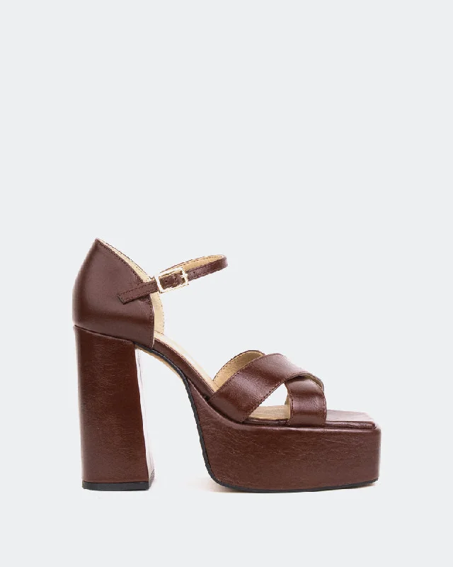 Sustainable Women's Recycled Material Sandals in Beige for Eco - Conscious ShoppersDamon Brown Leather/Cuir Brun Sustainable Women's Recycled Material Sandals in Beige for Eco - Conscious ShoppersDamon Brown Leather/Cuir Brun