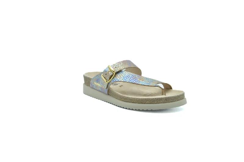 Anti - Slip Women's Sandals with a Grooved Sole in Green for Outdoor AdventuresMEPHISTO HELEN Anti - Slip Women's Sandals with a Grooved Sole in Green for Outdoor AdventuresMEPHISTO HELEN