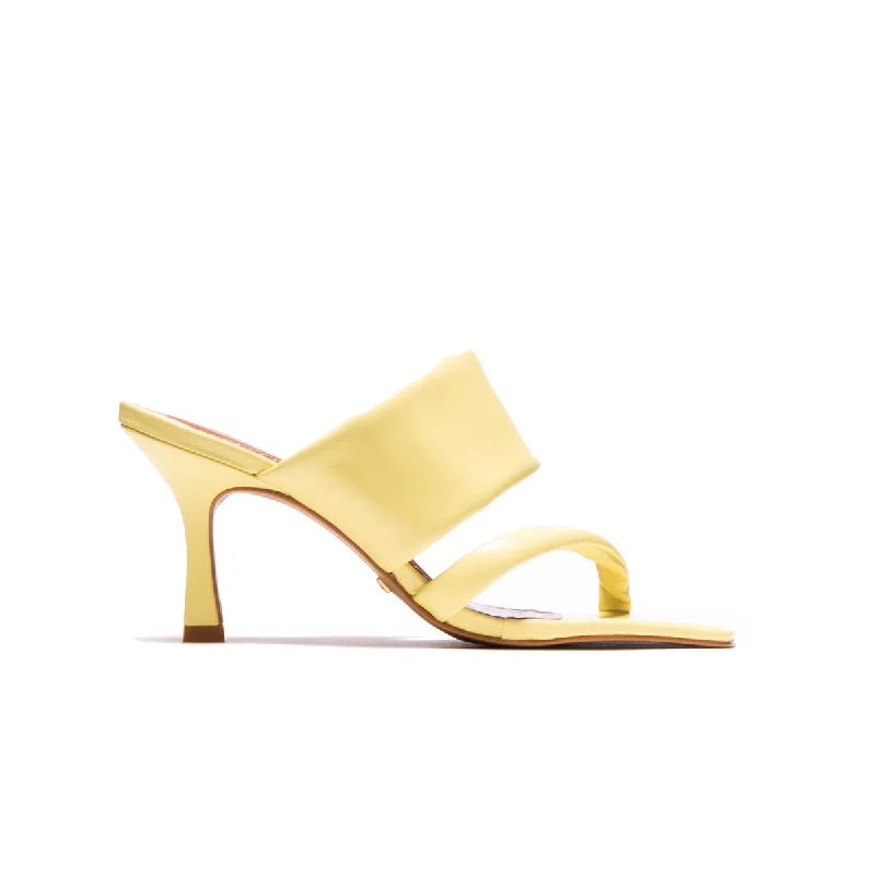 Lightweight Women's Mesh - Paneled Sandals in Yellow for BreathabilityJet Yellow Leather Lightweight Women's Mesh - Paneled Sandals in Yellow for BreathabilityJet Yellow Leather