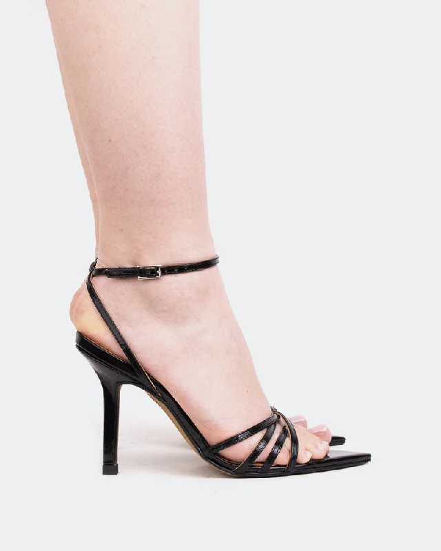 Sustainable Women's Recycled Material Sandals in Beige for Eco - Conscious ShoppersKarlota Black Naplack/Naplack Noir Sustainable Women's Recycled Material Sandals in Beige for Eco - Conscious ShoppersKarlota Black Naplack/Naplack Noir