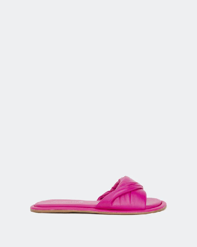 Waterproof Women's Rubber Beach Sandals with Arch Support in Blue for Water ActivitiesLigia Fucshia Leather Waterproof Women's Rubber Beach Sandals with Arch Support in Blue for Water ActivitiesLigia Fucshia Leather