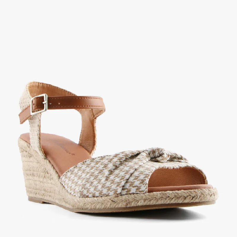 Women's Leather - Strapped Sandals with a Braided Detail in Brown for a Rustic AppealLOU TAN MULTI Women's Leather - Strapped Sandals with a Braided Detail in Brown for a Rustic AppealLOU TAN MULTI