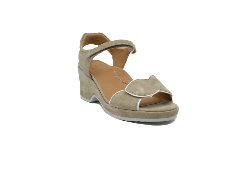 Elastic - Strap Women's Sandals with a Padded Toe in Teal for Easy On - and - OffL'AMOUR DES PIEDS Marora Elastic - Strap Women's Sandals with a Padded Toe in Teal for Easy On - and - OffL'AMOUR DES PIEDS Marora