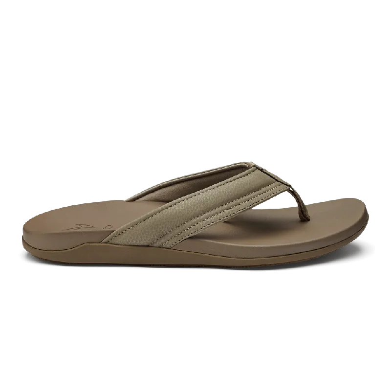 Women's Sandals with a Glitter - Coated Strap in Gold for a Sparkly Summer OutfitOlukai Mens Sandals Maha Women's Sandals with a Glitter - Coated Strap in Gold for a Sparkly Summer OutfitOlukai Mens Sandals Maha
