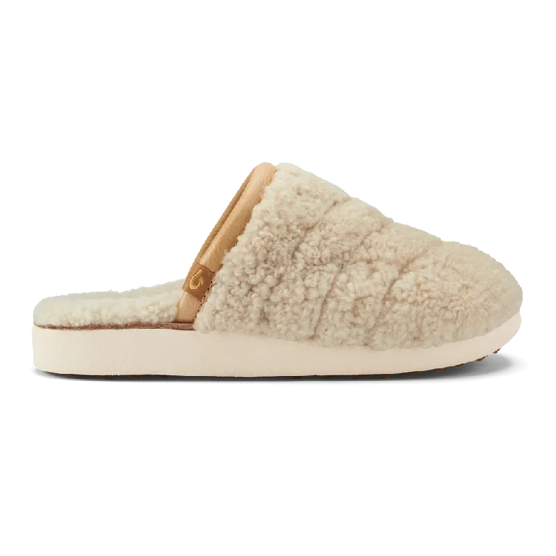 Women's Ankle - Strap Sandals with a Block Heel in Red for a Sophisticated StyleOlukai Womens Slippers Pūpū Mua Women's Ankle - Strap Sandals with a Block Heel in Red for a Sophisticated StyleOlukai Womens Slippers Pūpū Mua