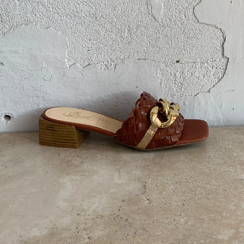 Women's Sandals with a Floral - Printed Upper in Pink for a Feminine Spring LookQuait 22691 Mid Brown Women's Sandals with a Floral - Printed Upper in Pink for a Feminine Spring LookQuait 22691 Mid Brown