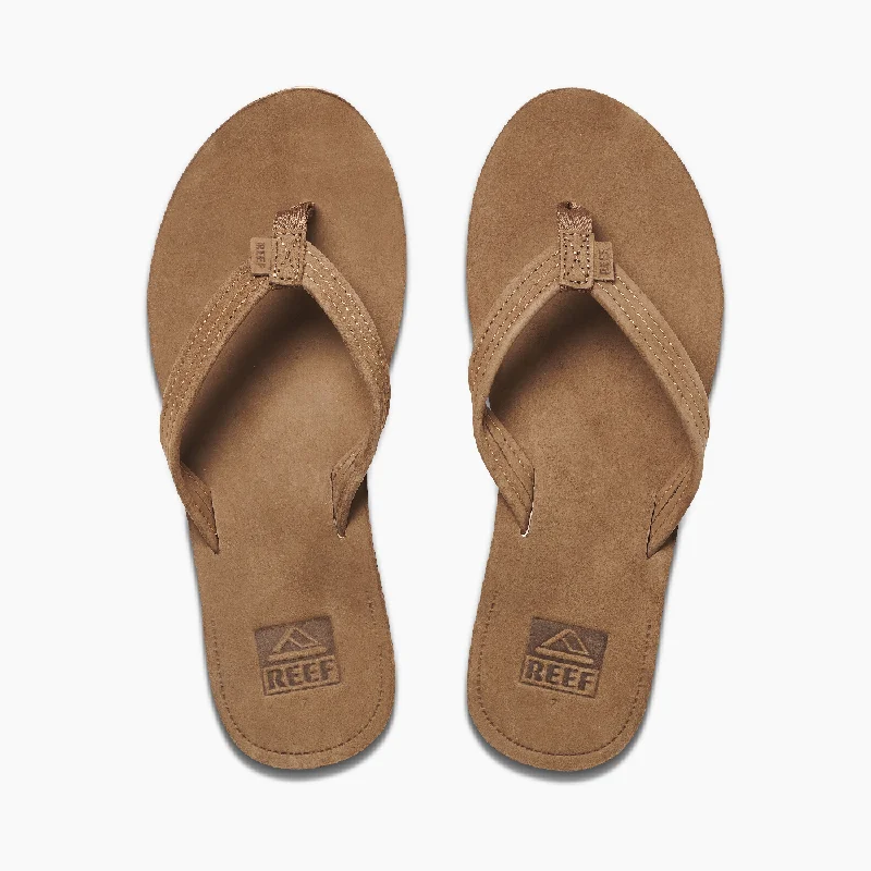 Child - Friendly Women's Sandals with a Secure Buckle in Purple for Moms on the GoReef Womens Sandals Voyage Lite Leather Child - Friendly Women's Sandals with a Secure Buckle in Purple for Moms on the GoReef Womens Sandals Voyage Lite Leather