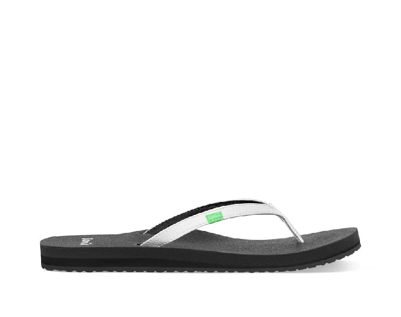 White (WHT)