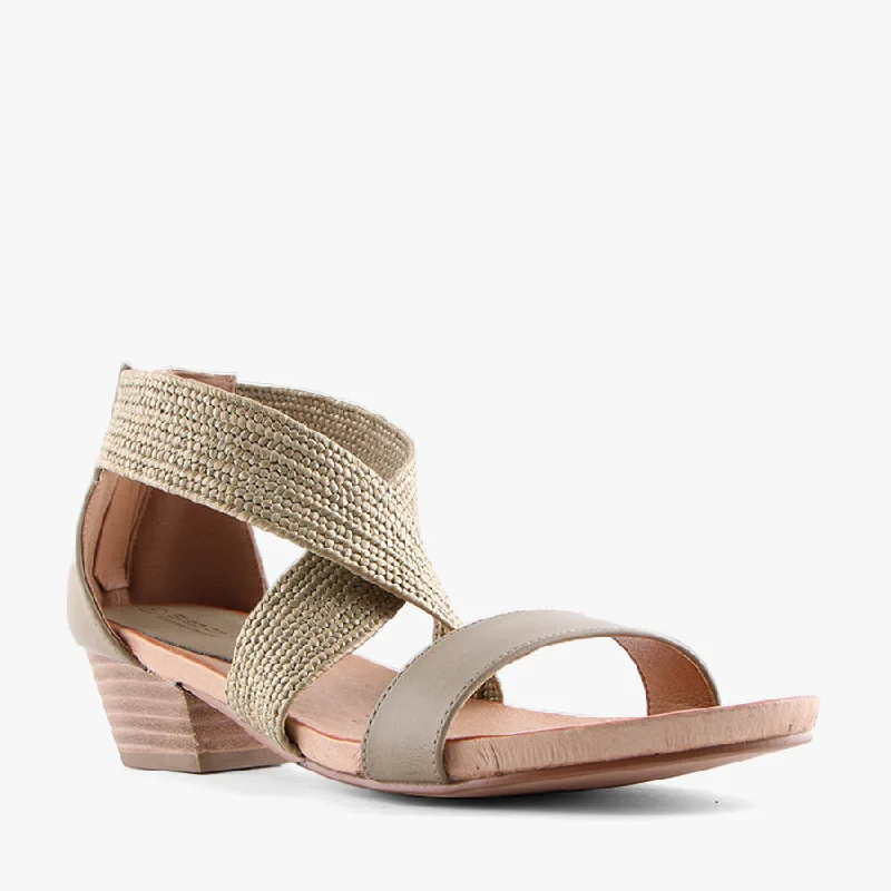 Shock - Absorbing Women's Sandals with a Soft Insole in Black for Active LifestylesSUS KHAKI Shock - Absorbing Women's Sandals with a Soft Insole in Black for Active LifestylesSUS KHAKI