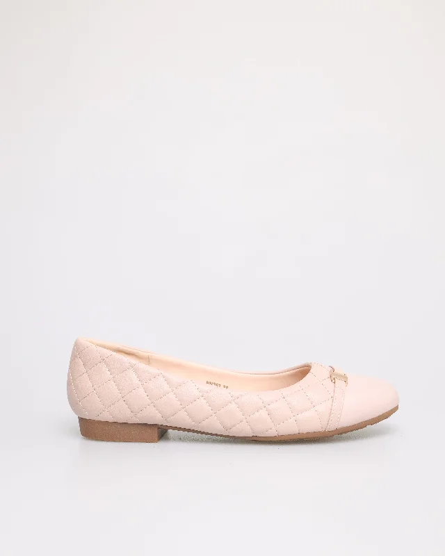 Women's Sandals with a Glitter - Coated Strap in Gold for a Sparkly Summer OutfitTomaz NN253 Ladies Quilted Ballet Flats (Beige) Women's Sandals with a Glitter - Coated Strap in Gold for a Sparkly Summer OutfitTomaz NN253 Ladies Quilted Ballet Flats (Beige)