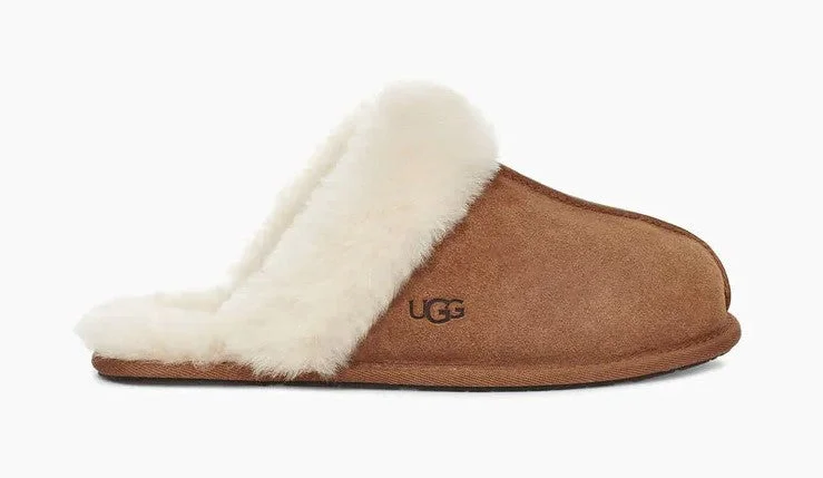 Sustainable Women's Recycled Material Sandals in Beige for Eco - Conscious ShoppersUGG Womens Slipper Scuffette II Sustainable Women's Recycled Material Sandals in Beige for Eco - Conscious ShoppersUGG Womens Slipper Scuffette II