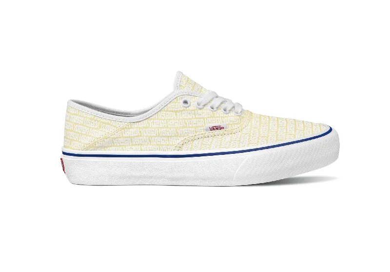 (Yucca) Classic White/True White (AYY)