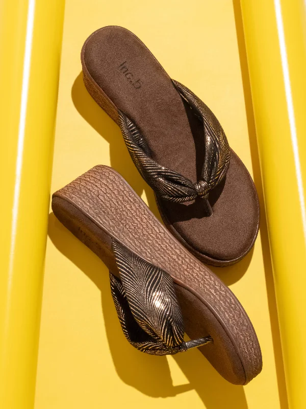 Shock - Absorbing Women's Sandals with a Soft Insole in Black for Active LifestylesWomen Antique Metallic Print Wedge Sandals With Knot Detail Shock - Absorbing Women's Sandals with a Soft Insole in Black for Active LifestylesWomen Antique Metallic Print Wedge Sandals With Knot Detail