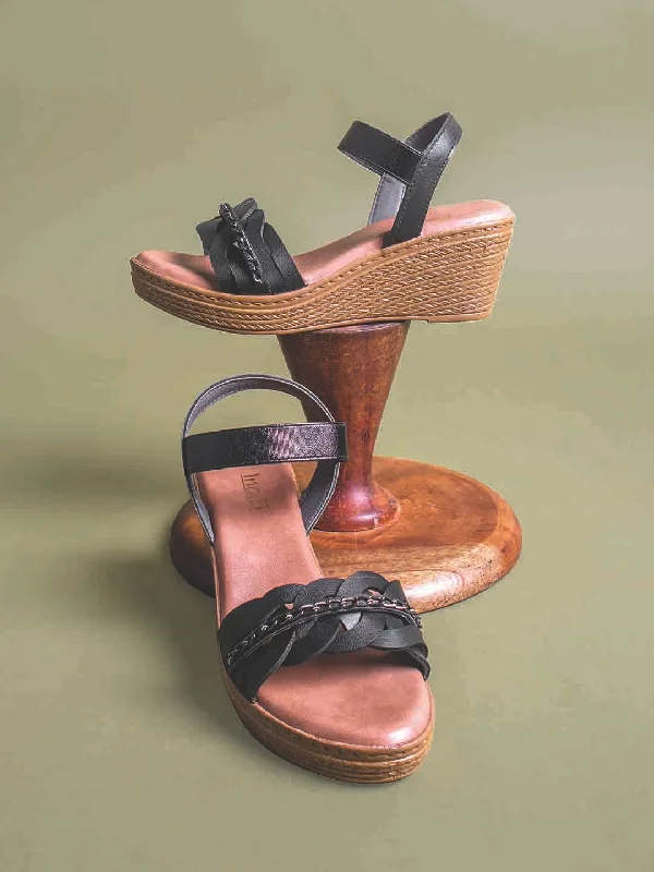 Shock - Absorbing Women's Sandals with a Soft Insole in Black for Active LifestylesWomen Black Textured Wedge Sandals Shock - Absorbing Women's Sandals with a Soft Insole in Black for Active LifestylesWomen Black Textured Wedge Sandals