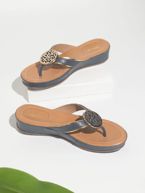 Women's Thong Sandals with a Beaded Design in Multicolor for a Beachy AestheticWomen Blue Comfort Sandals with Fittings Women's Thong Sandals with a Beaded Design in Multicolor for a Beachy AestheticWomen Blue Comfort Sandals with Fittings
