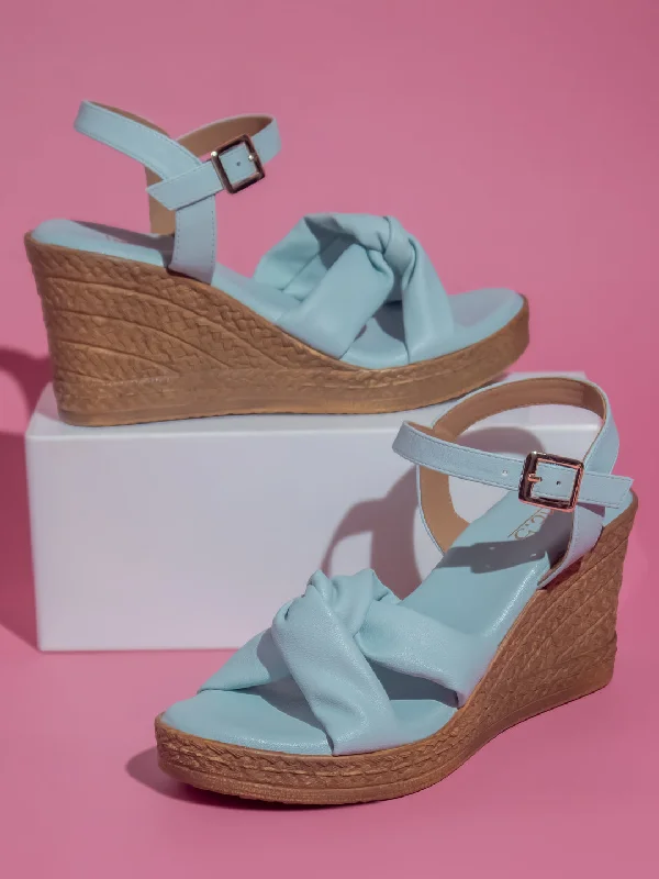 Women's Strappy Gladiator Sandals with Buckle Closures in Tan for a Boho LookWomen Blue Solid Wedge Sandals Women's Strappy Gladiator Sandals with Buckle Closures in Tan for a Boho LookWomen Blue Solid Wedge Sandals