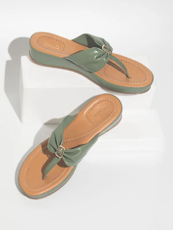 Women's Sandals with a Glitter - Coated Strap in Gold for a Sparkly Summer OutfitWomen Green Solid Comfort Sandals Women's Sandals with a Glitter - Coated Strap in Gold for a Sparkly Summer OutfitWomen Green Solid Comfort Sandals