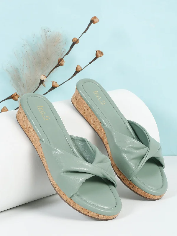 Adjustable Strap Women's Sandals with a Padded Heel in Pink for a Custom FitWomen Green Solid Wedge Sandals Adjustable Strap Women's Sandals with a Padded Heel in Pink for a Custom FitWomen Green Solid Wedge Sandals
