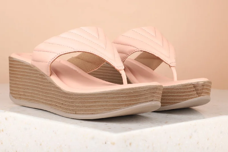 Women's Flat Slide Sandals with a Memory Foam Insole in White for All - Day ComfortWomen Pink Solid Wedges Sandals Women's Flat Slide Sandals with a Memory Foam Insole in White for All - Day ComfortWomen Pink Solid Wedges Sandals