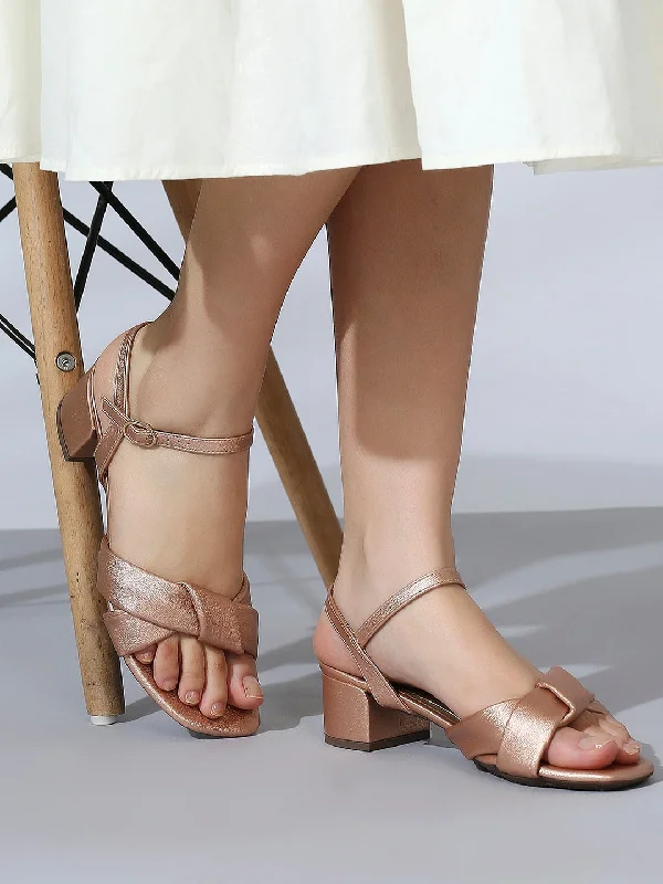Anti - Slip Women's Sandals with a Grooved Sole in Green for Outdoor AdventuresWomen Rose Gold Embellished Block Sandals Anti - Slip Women's Sandals with a Grooved Sole in Green for Outdoor AdventuresWomen Rose Gold Embellished Block Sandals