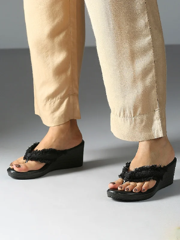 Sustainable Women's Recycled Material Sandals in Beige for Eco - Conscious ShoppersWomens Black Casual Thong Wedges Sandals Sustainable Women's Recycled Material Sandals in Beige for Eco - Conscious ShoppersWomens Black Casual Thong Wedges Sandals