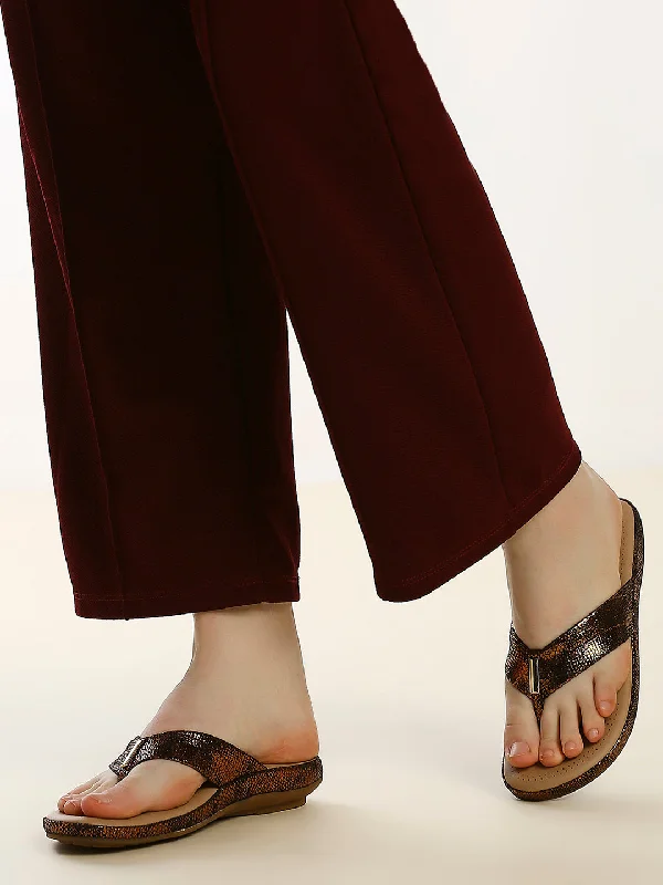 Sustainable Women's Recycled Material Sandals in Beige for Eco - Conscious ShoppersWomens Bronze Casual Thong Flat Comfort Sandals Sustainable Women's Recycled Material Sandals in Beige for Eco - Conscious ShoppersWomens Bronze Casual Thong Flat Comfort Sandals