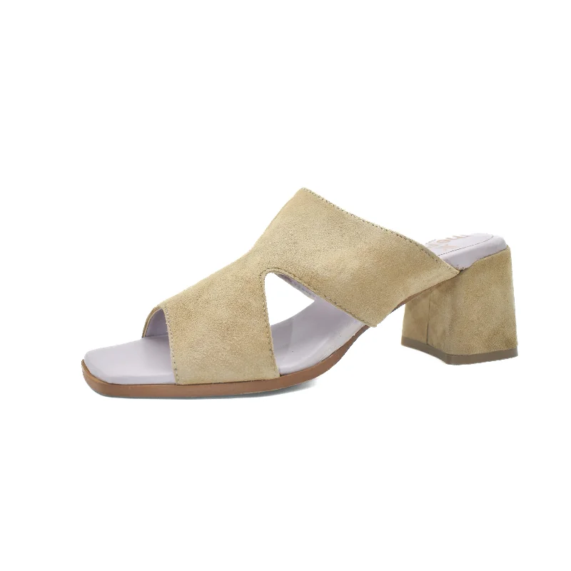 Women's Rhinestone - Embellished Open - Toe Sandals in Silver for a Glamorous Party Look Women's Rhinestone - Embellished Open - Toe Sandals in Silver for a Glamorous Party Look Women's Thong Sandals with a Beaded Design in Multicolor for a Beachy AestheticFEMIE Women's Rhinestone - Embellished Open - Toe Sandals in Silver for a Glamorous Party Look Women's Rhinestone - Embellished Open - Toe Sandals in Silver for a Glamorous Party Look Women's Thong Sandals with a Beaded Design in Multicolor for a Beachy AestheticFEMIE