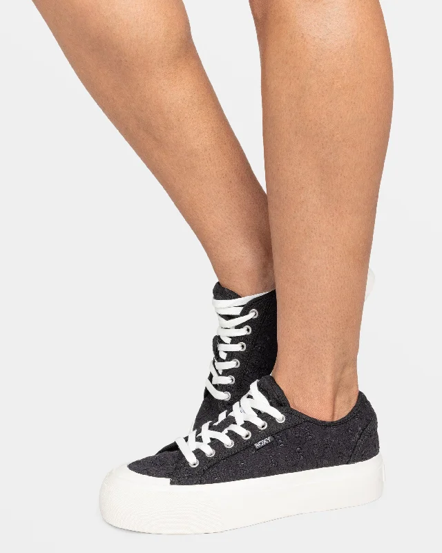 Foldable Women's Travel Sneakers for Compact Storage in LuggageCruizer Platform Shoes - Black Foldable Women's Travel Sneakers for Compact Storage in LuggageCruizer Platform Shoes - Black