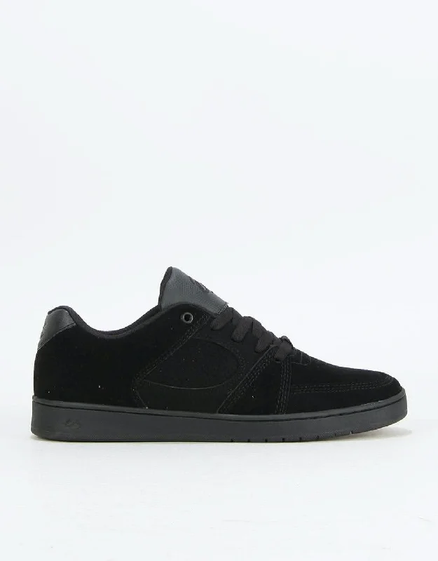 Non - Slip Gum Sole Women's Skateboarding Shoes in Navy for Maximum TractionéS Accel Slim Skate Shoes - Black/Black/Black
