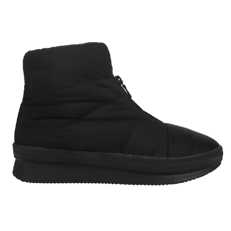 women's ankle boots for fashion-forwardBundle Quilted Zippered Booties